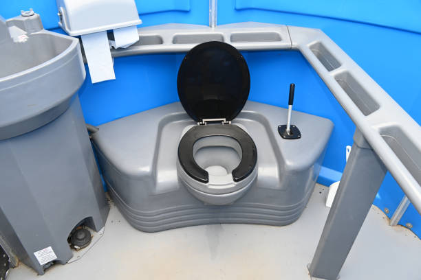 Affordable portable toilet rental in Huntland, TN